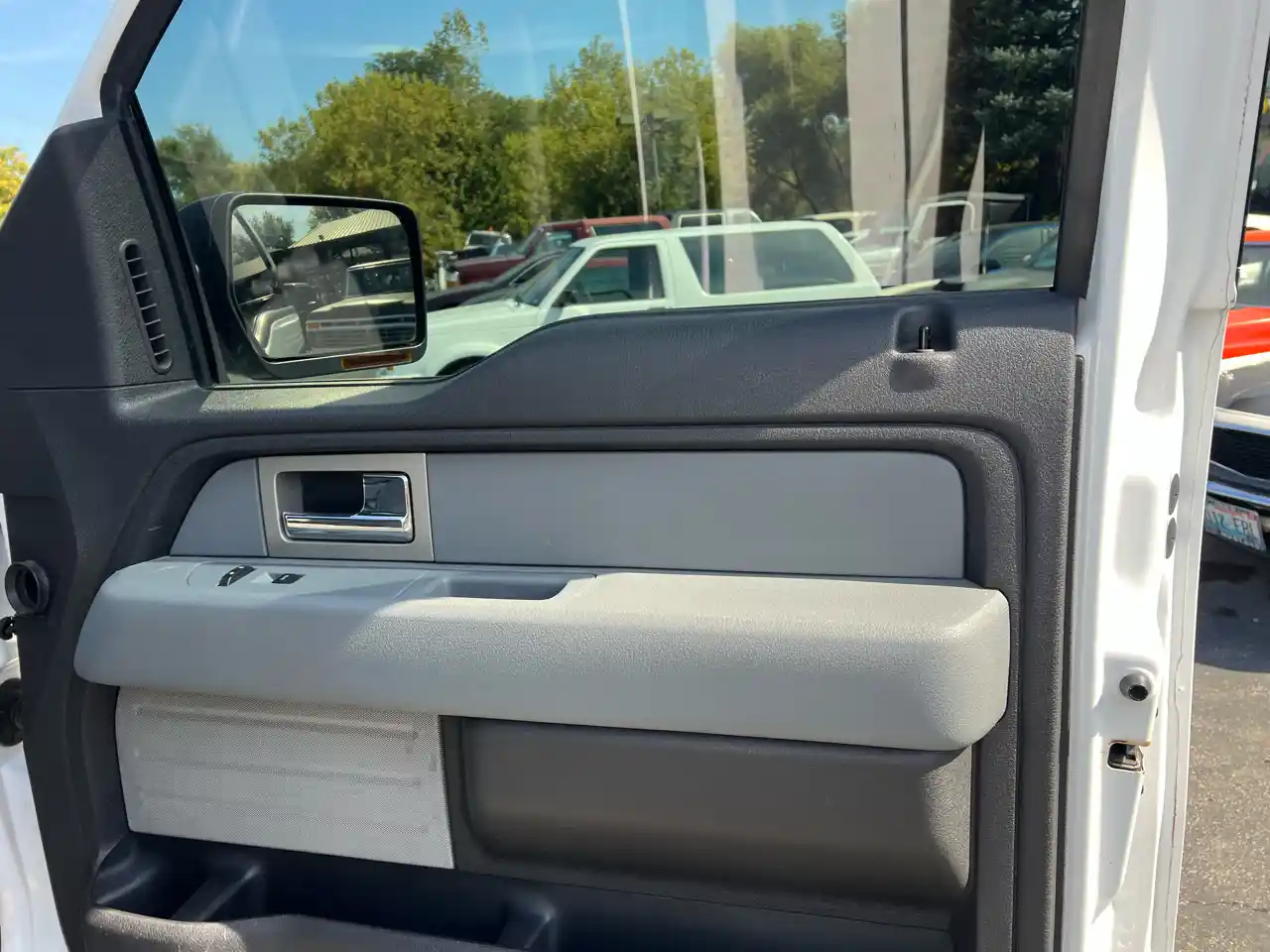 2011 Ford F-150 XLT - 3