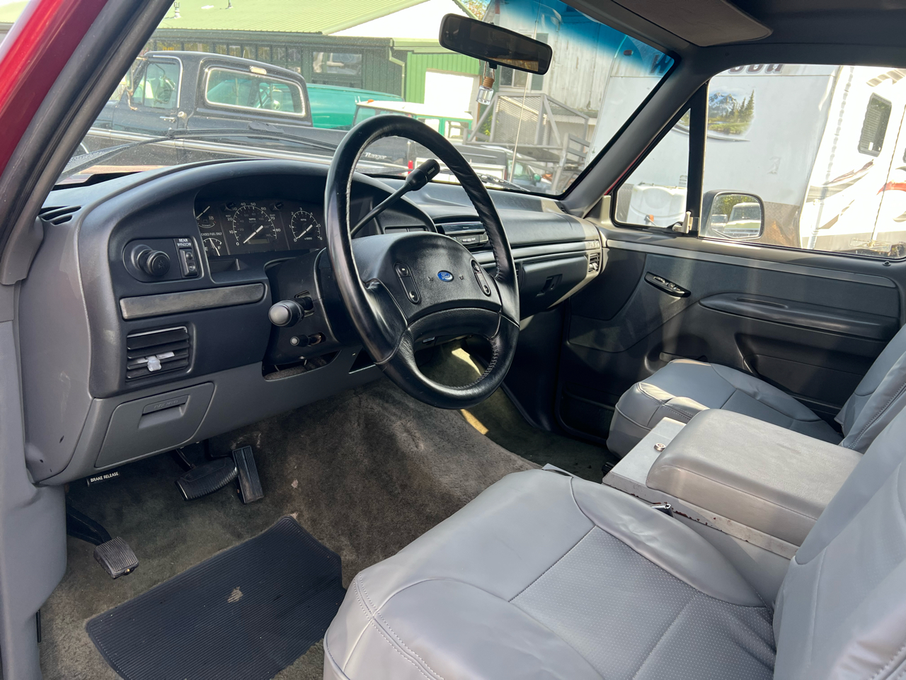 1993 Ford Bronco XLT - 3