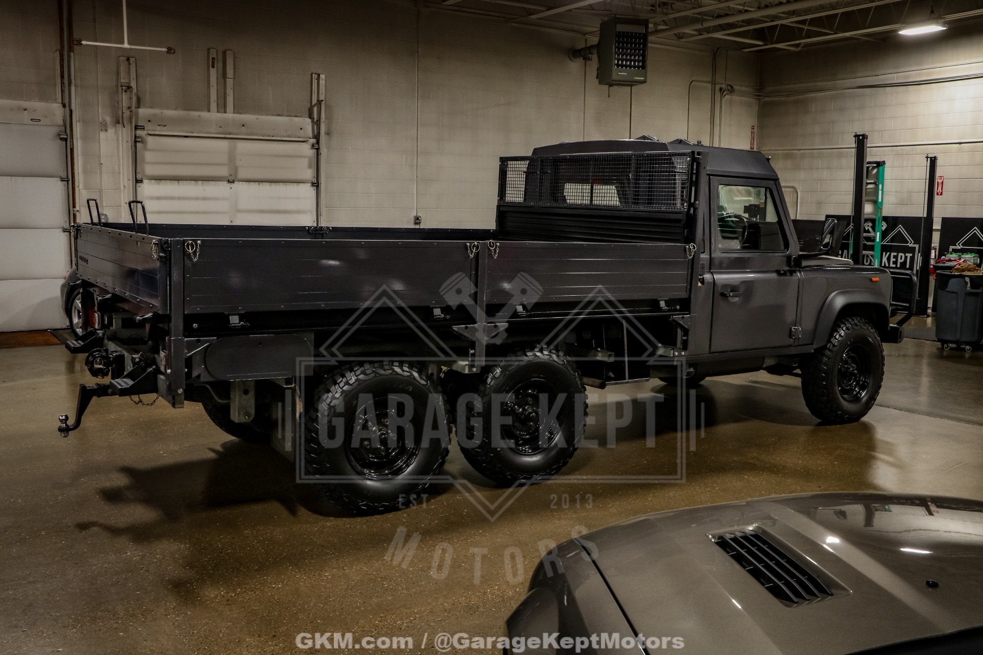 1989 Land Rover Defender 110 Perentie 6x6