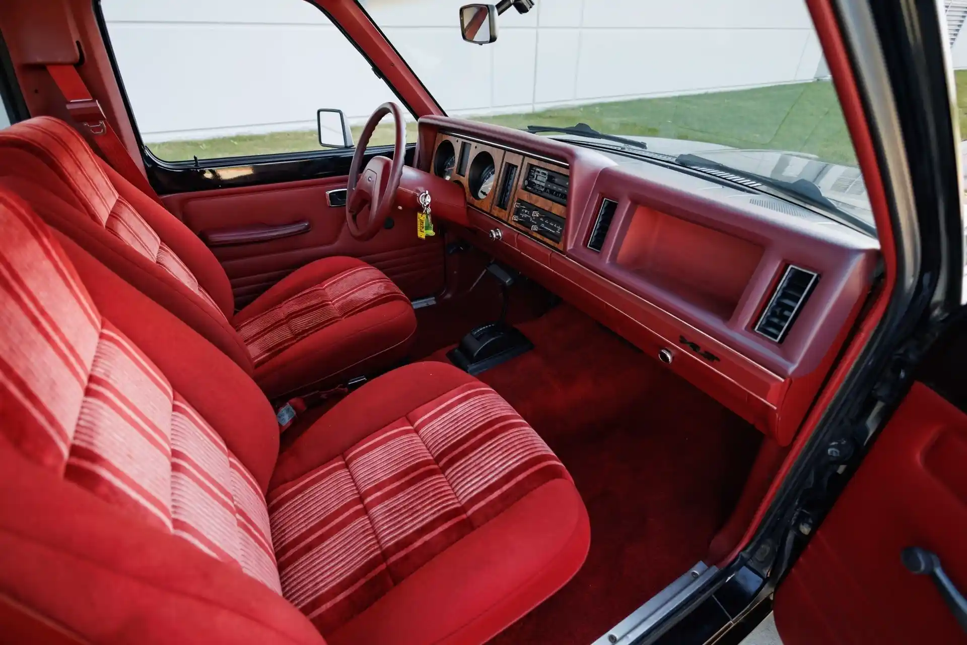 61k-Mile 1988 Ford Ranger XLT 4×4