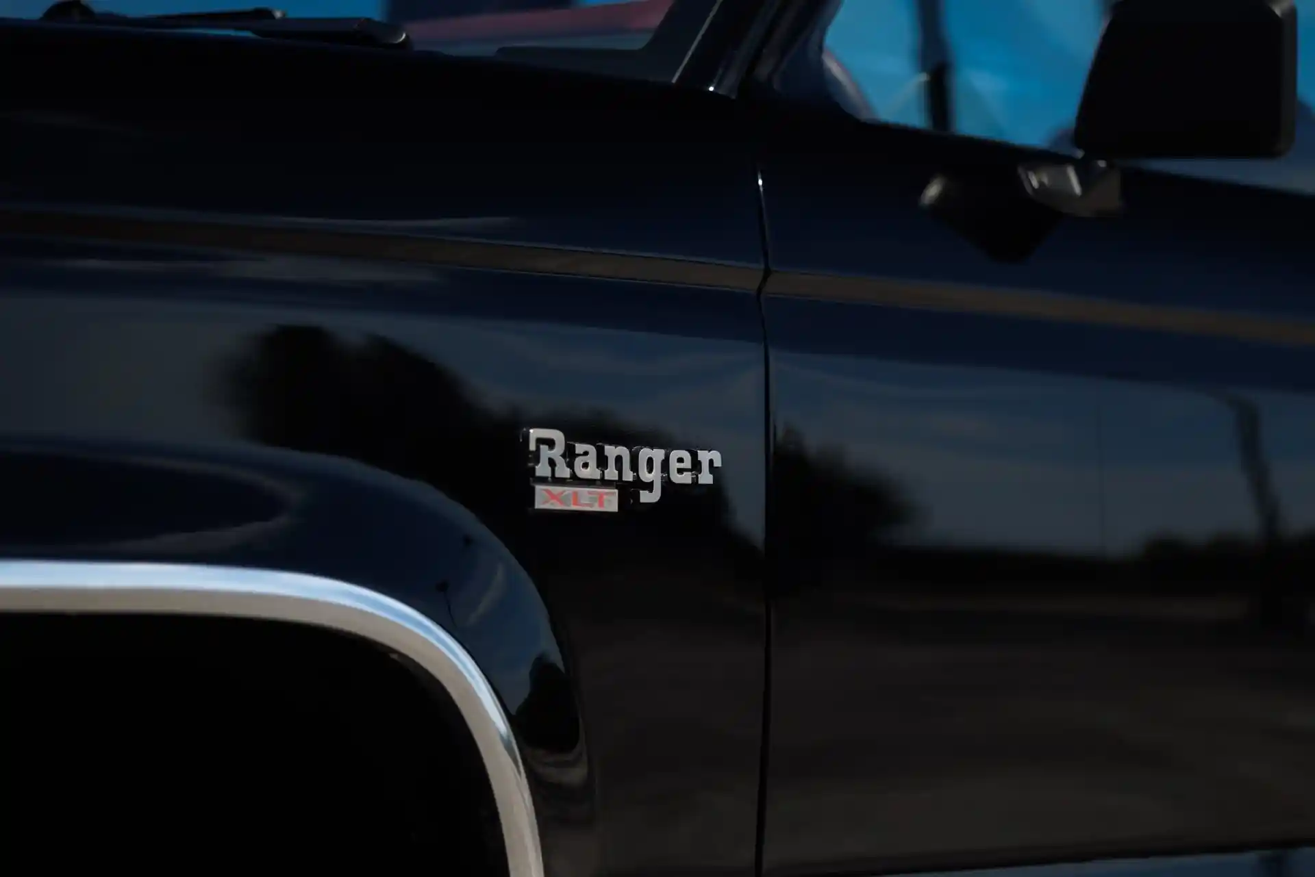 61k-Mile 1988 Ford Ranger XLT 4×4