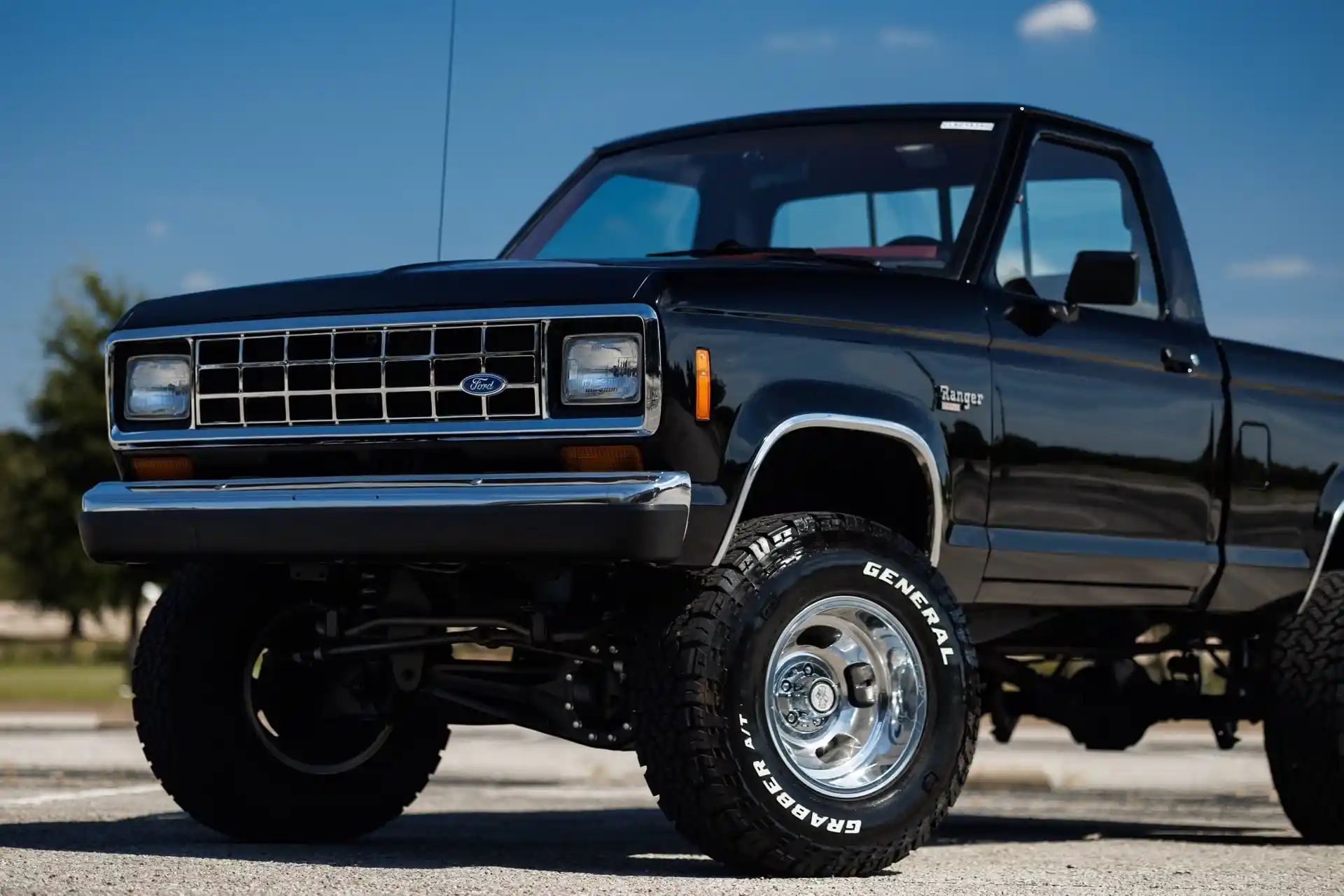 61k-Mile 1988 Ford Ranger XLT 4×4
