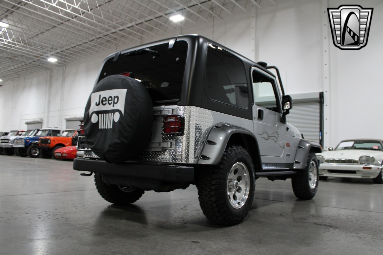 1,352-Mile 2003 Jeep Wrangler Rubicon Tomb Raider