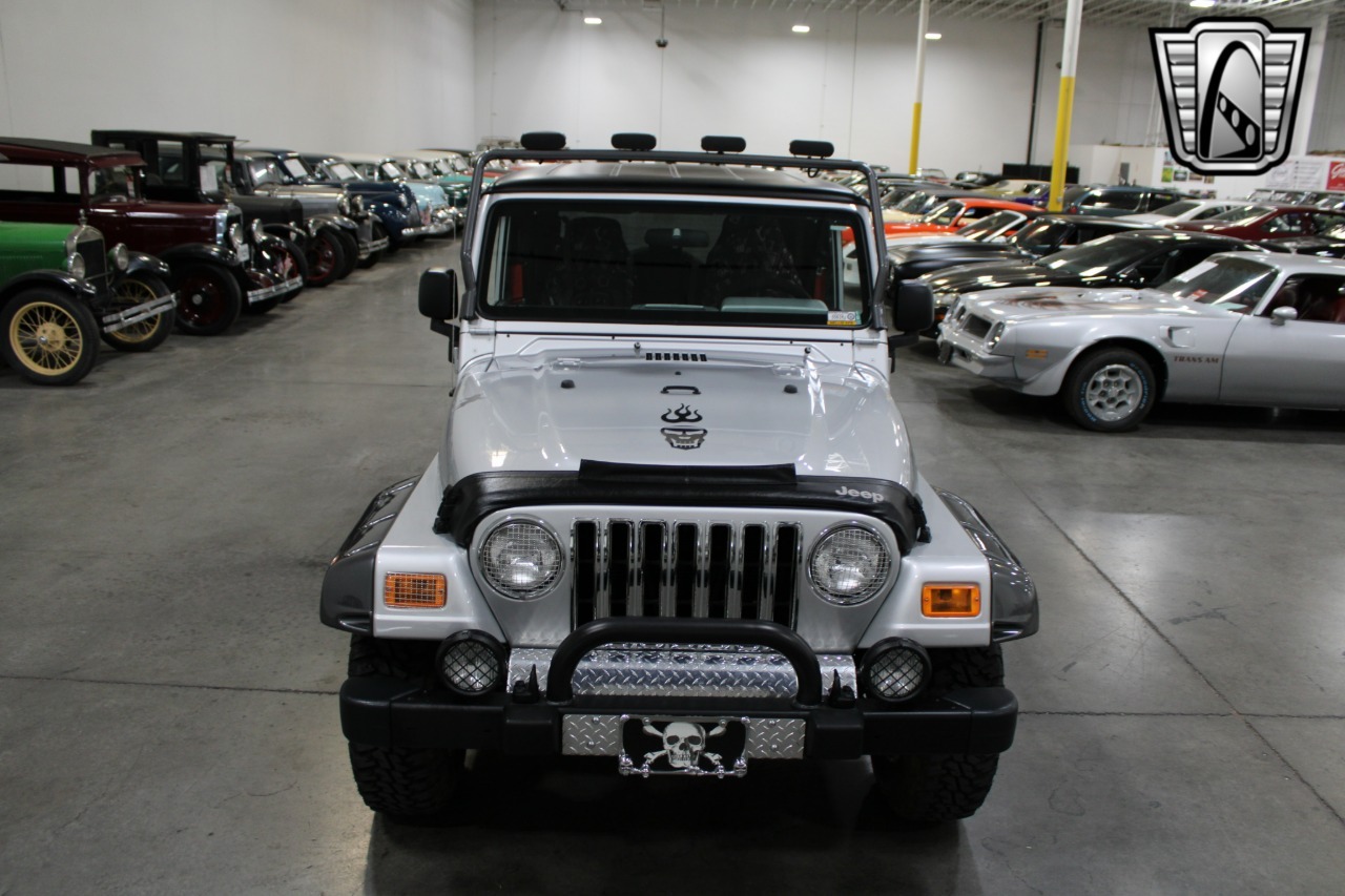 1,352-Mile 2003 Jeep Wrangler Rubicon Tomb Raider
