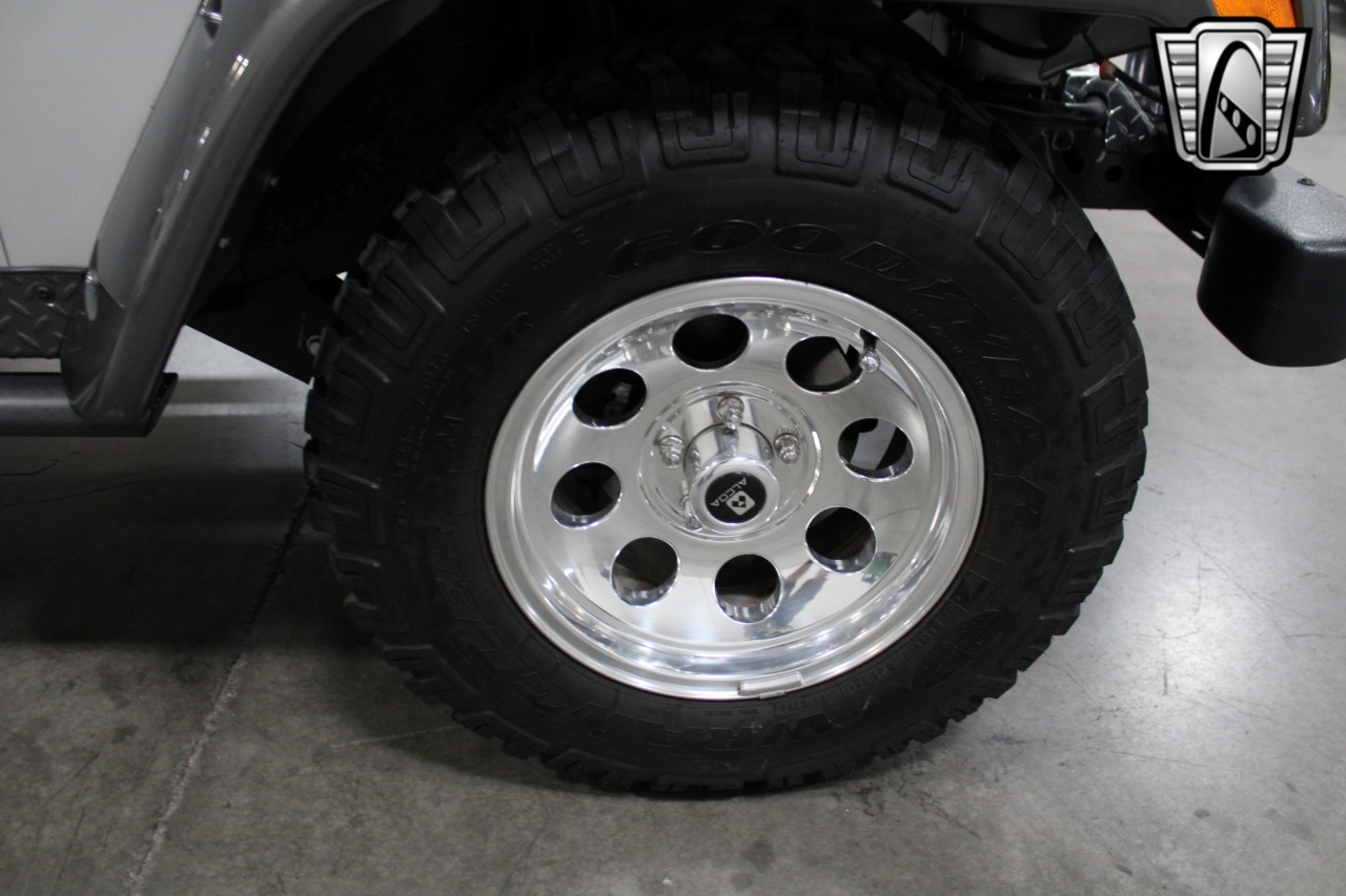 1,352-Mile 2003 Jeep Wrangler Rubicon Tomb Raider