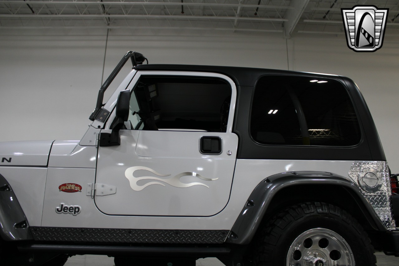 1,352-Mile 2003 Jeep Wrangler Rubicon Tomb Raider