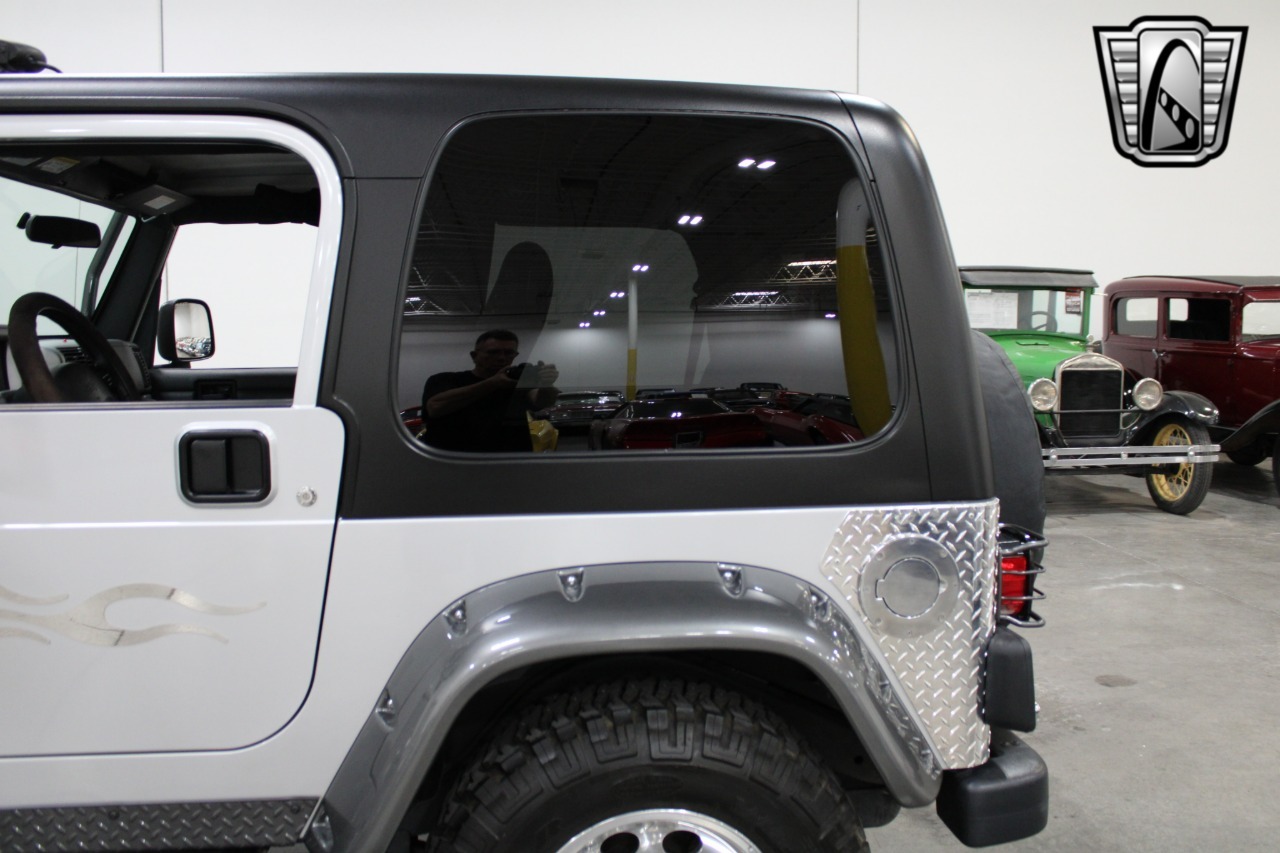 1,352-Mile 2003 Jeep Wrangler Rubicon Tomb Raider