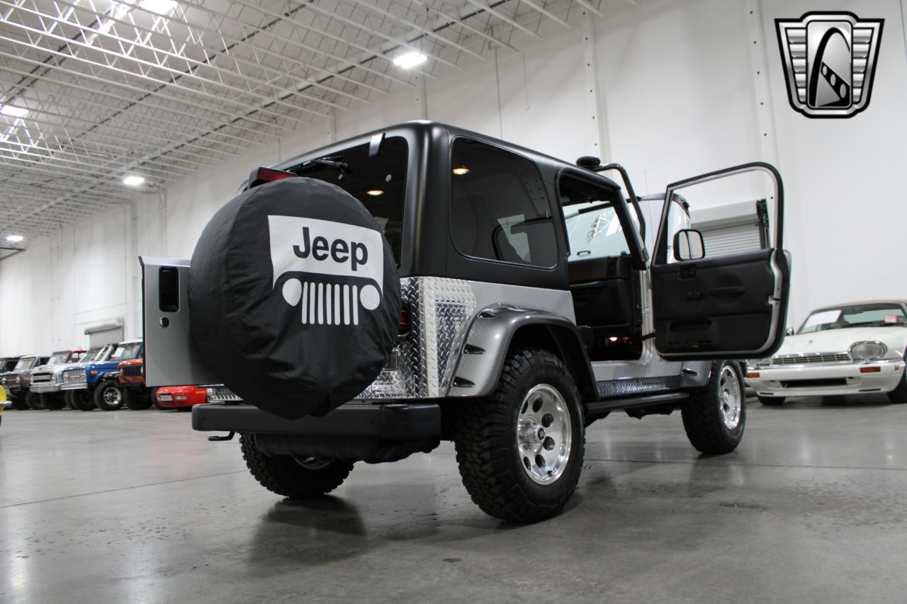 1,352-Mile 2003 Jeep Wrangler Rubicon Tomb Raider