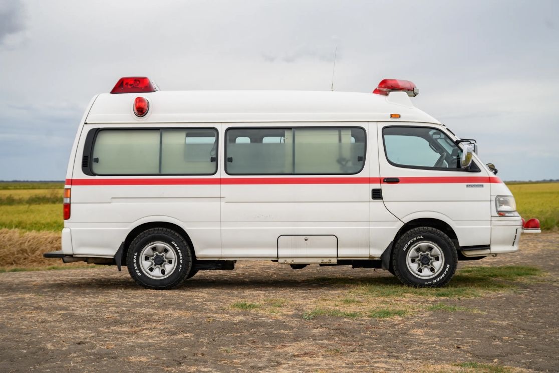1999 Toyota HiAce Ambulance