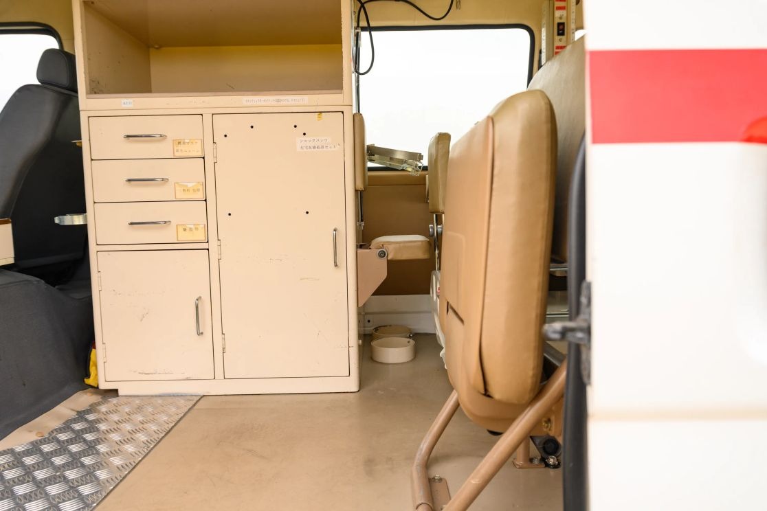 1999 Toyota HiAce Ambulance