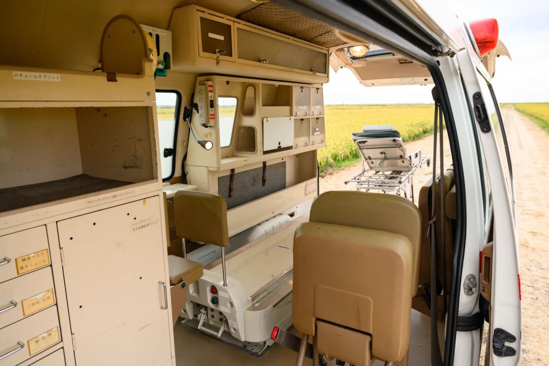 1999 Toyota HiAce Ambulance