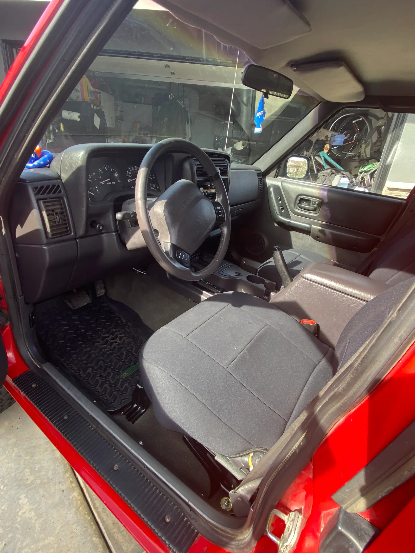 Modified 2001 Jeep Cherokee Sport XJ 4×4 - 3