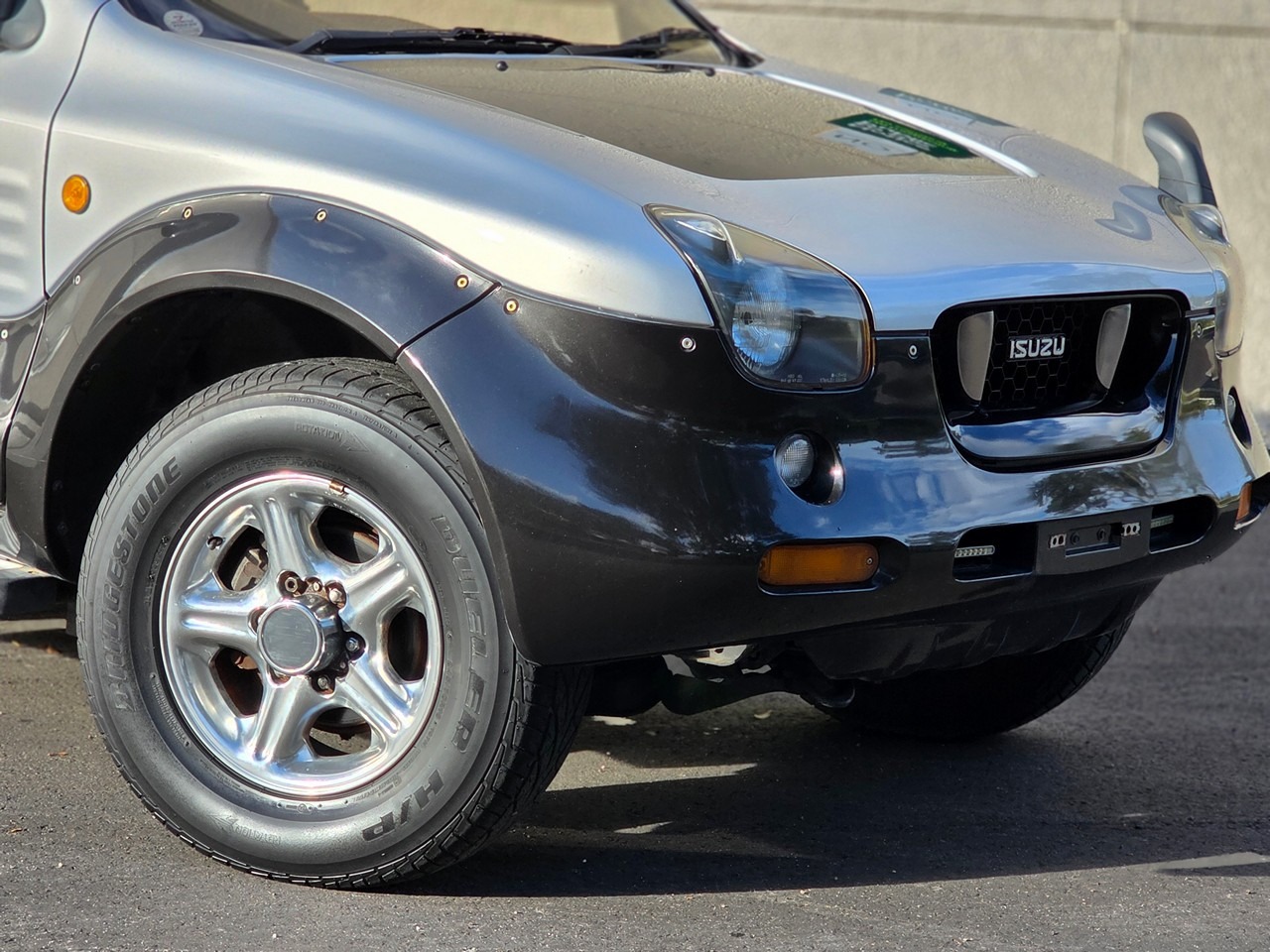 1999 Isuzu VehiCROSS Limited Edition