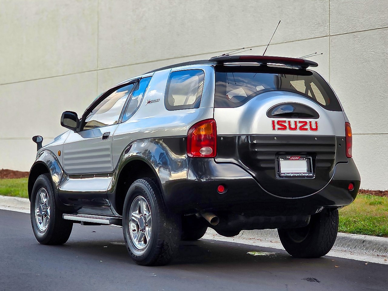 1999 Isuzu VehiCROSS Limited Edition