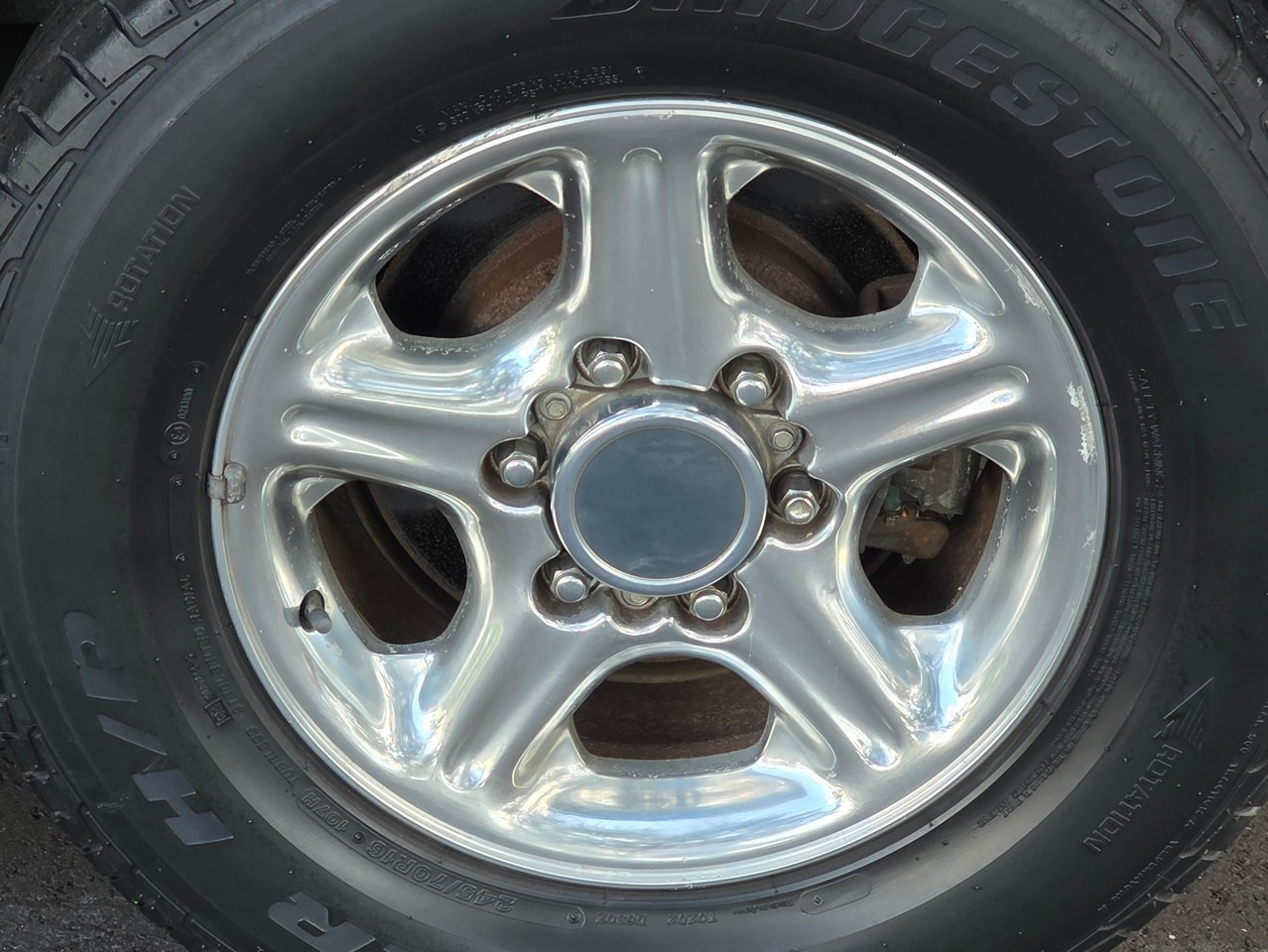 1999 Isuzu VehiCROSS Limited Edition