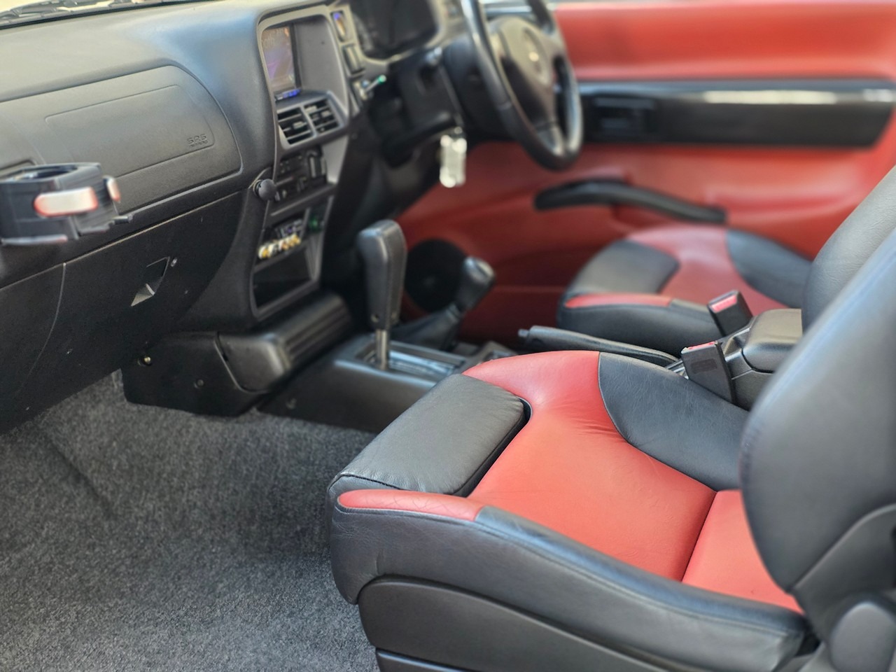 1999 Isuzu VehiCROSS Limited Edition - 3