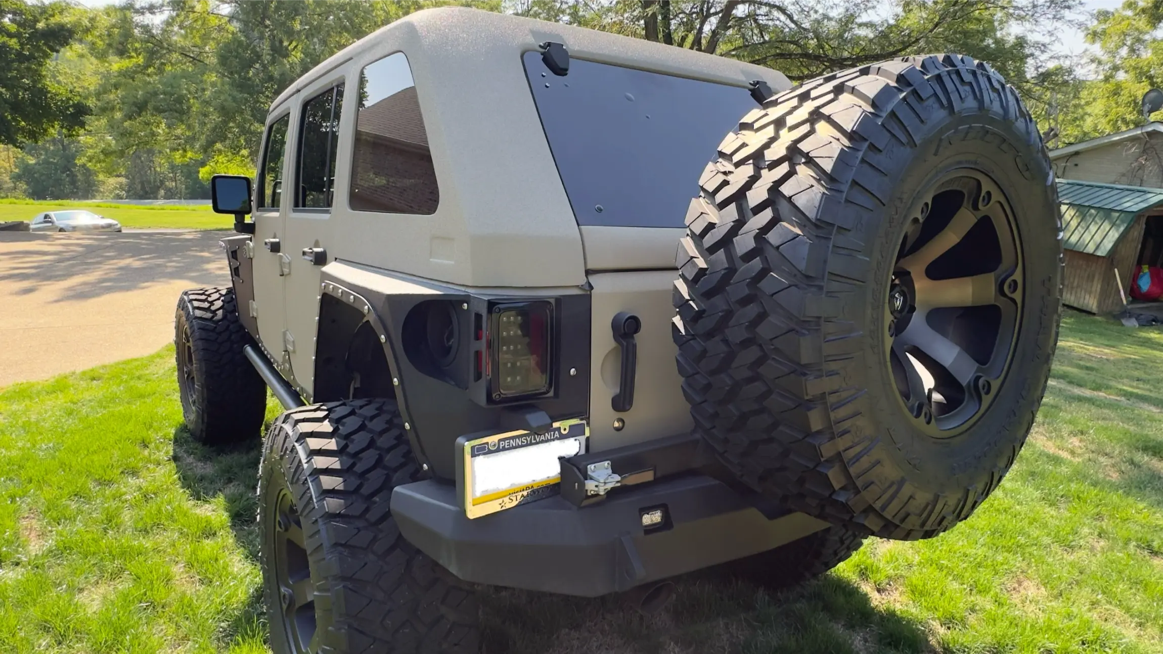 Starwood Motors Custom 2017 Jeep Wrangler Unlimited Rubicon