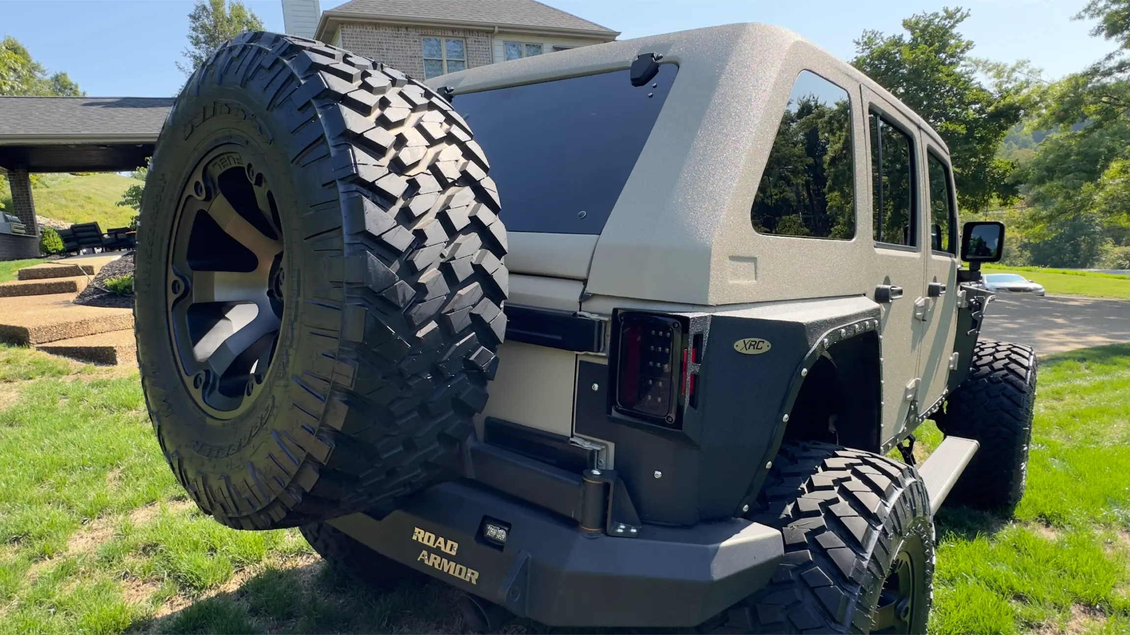 Starwood Motors Custom 2017 Jeep Wrangler Unlimited Rubicon