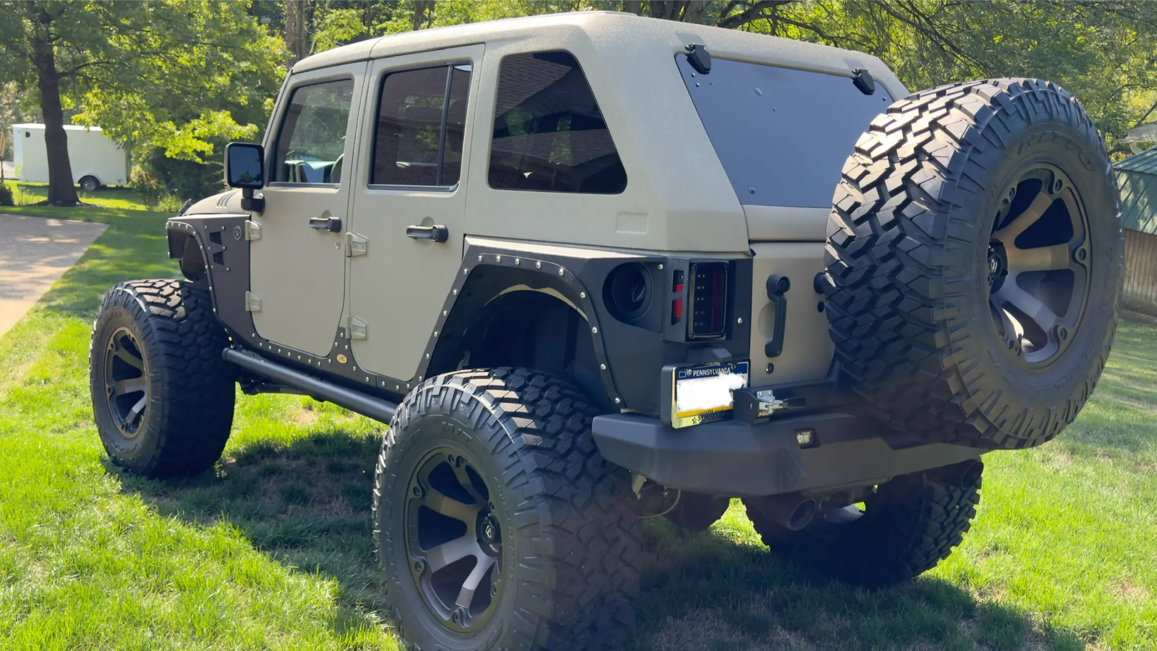 Starwood Motors Custom 2017 Jeep Wrangler Unlimited Rubicon