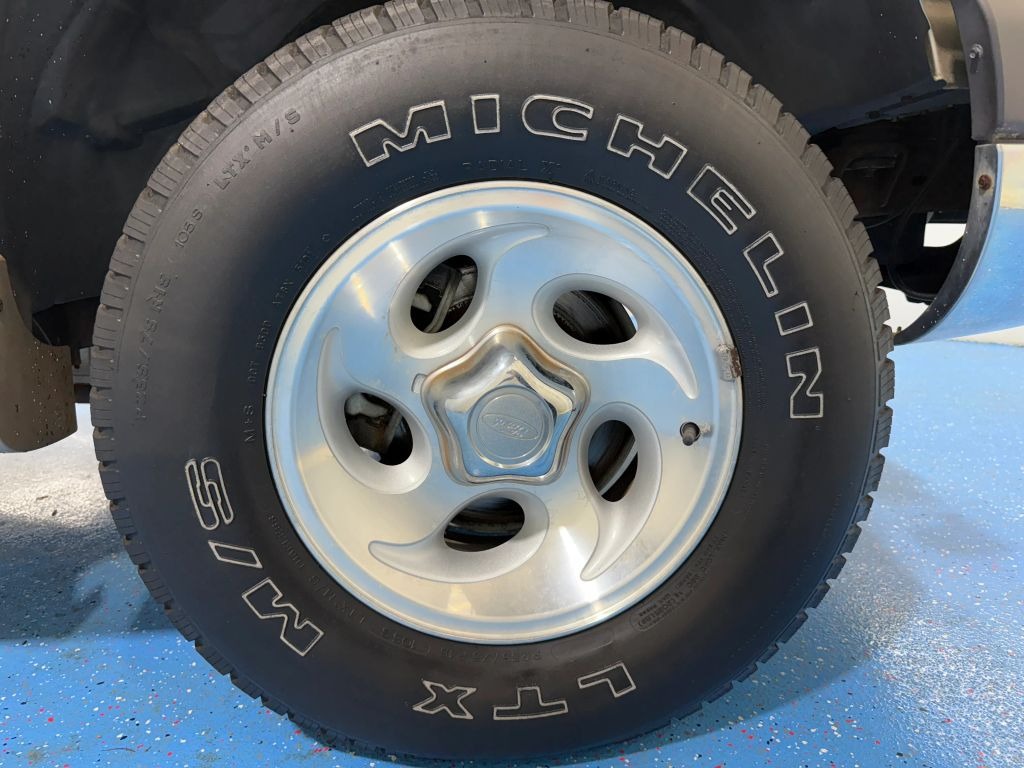 1999 Ford Explorer
