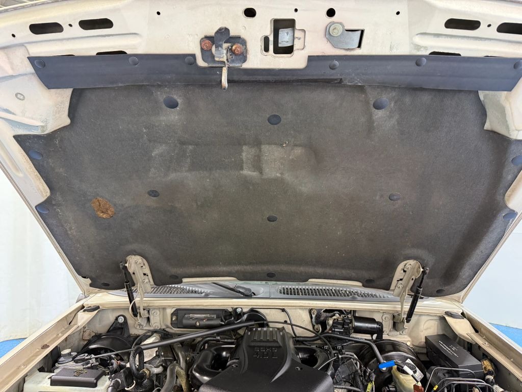 1999 Ford Explorer