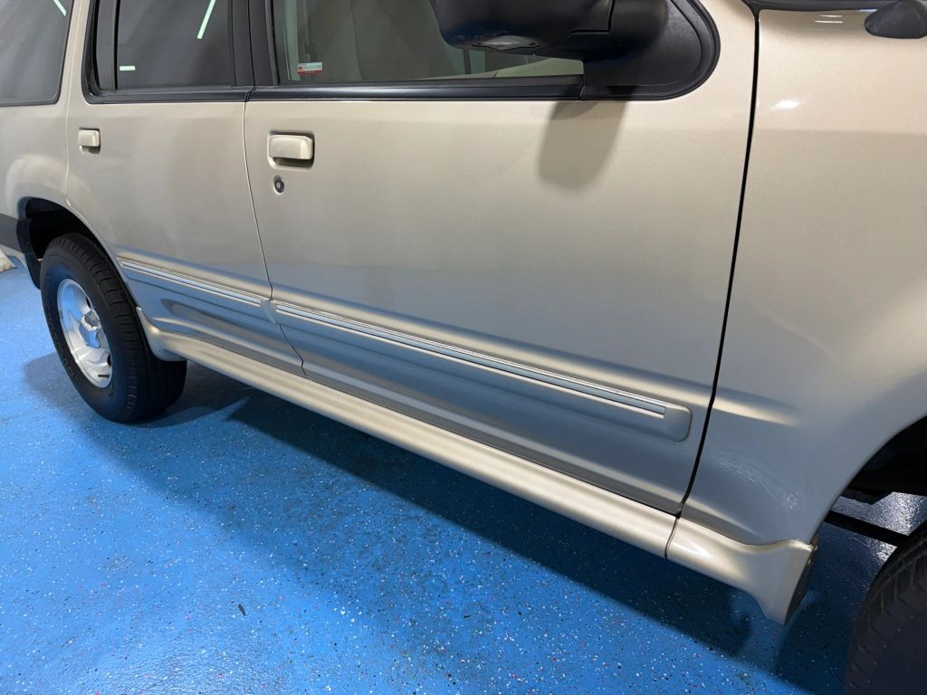 1999 Ford Explorer