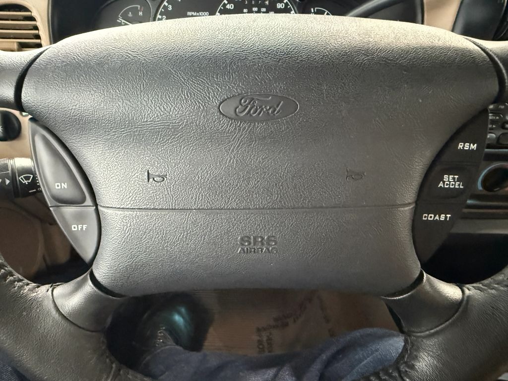 1999 Ford Explorer