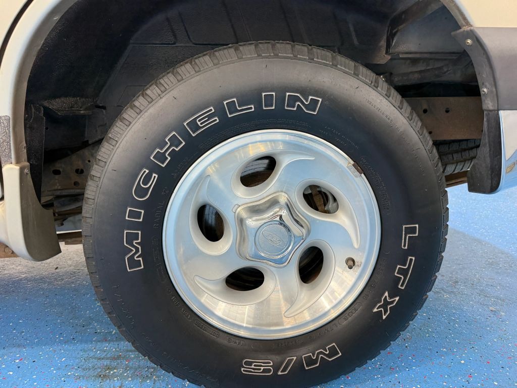 1999 Ford Explorer