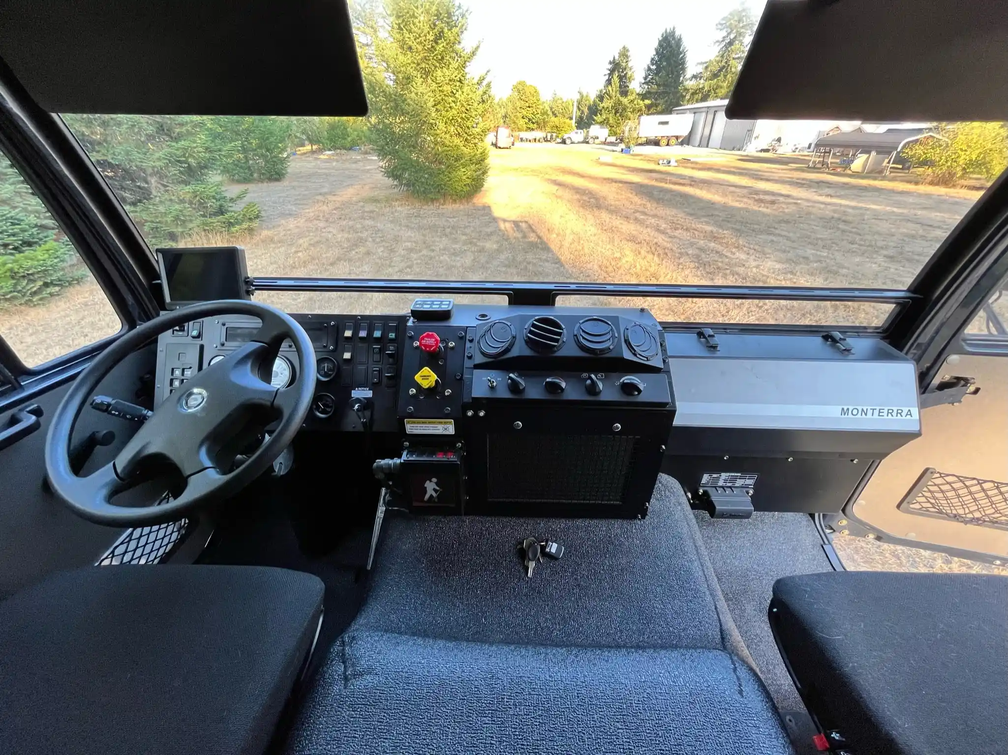 2023 Acela Monterra GL 6×6 Expedition Vehicle - 5