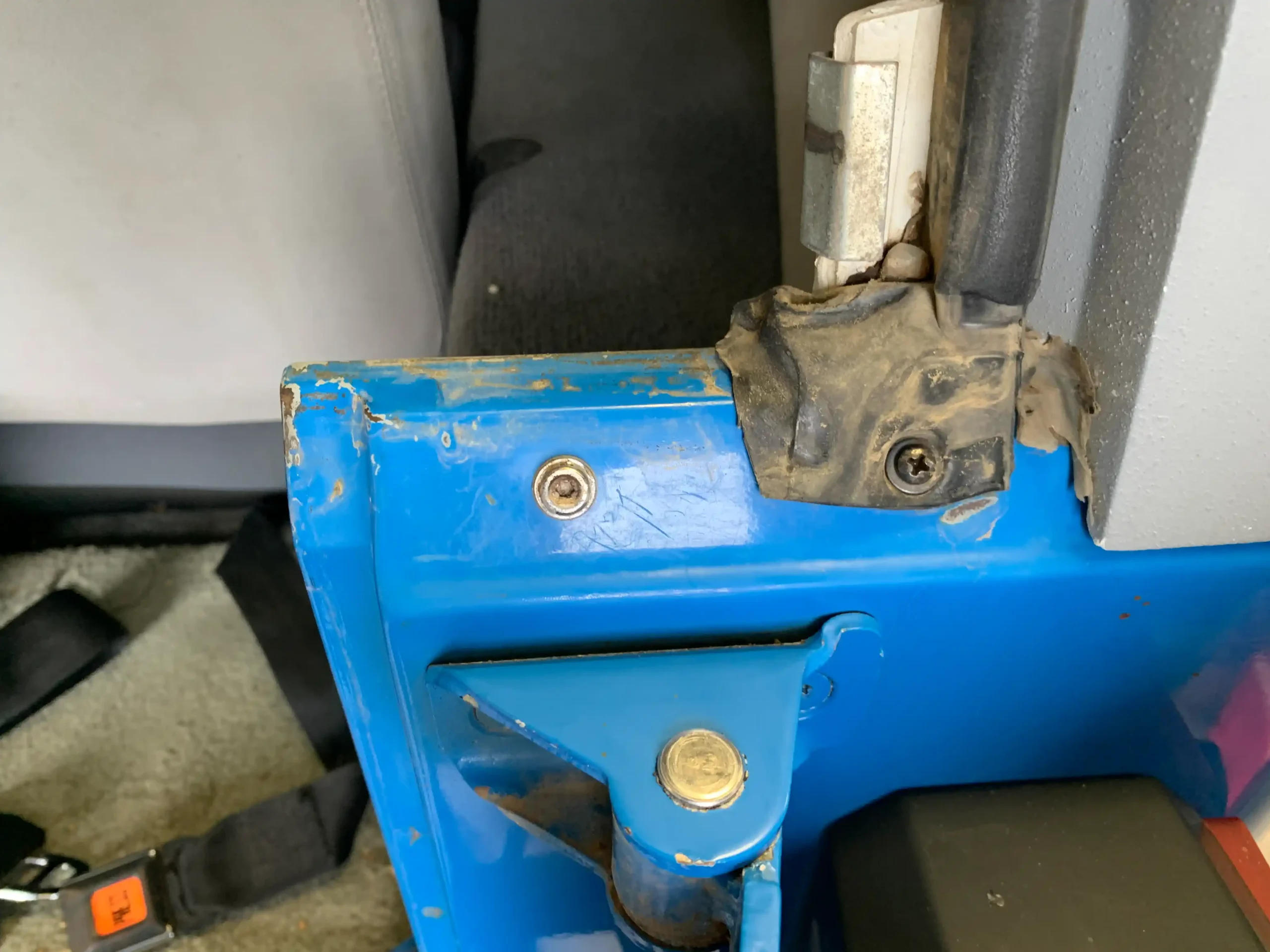 4.2L I6-Powered 1989 Jeep Wrangler Islander