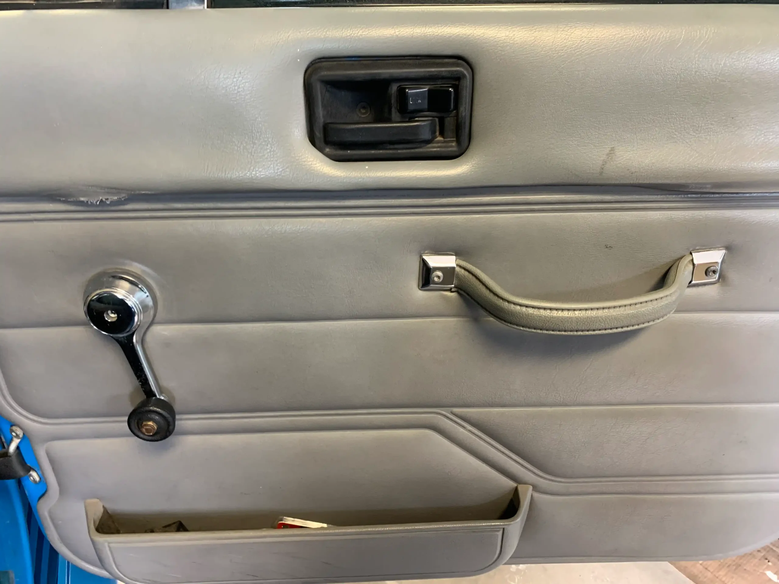 4.2L I6-Powered 1989 Jeep Wrangler Islander