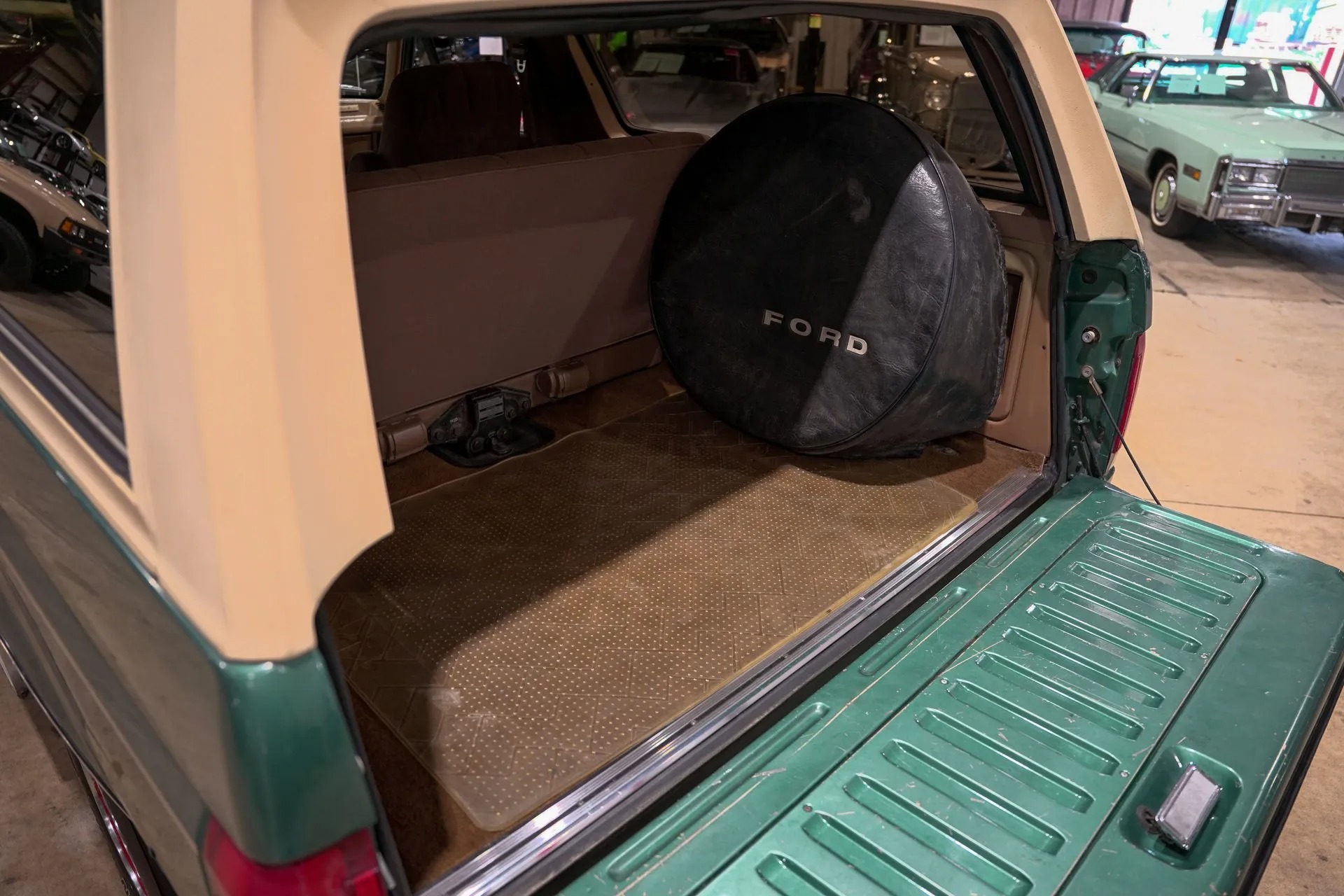 1988 Ford Bronco Eddie Bauer