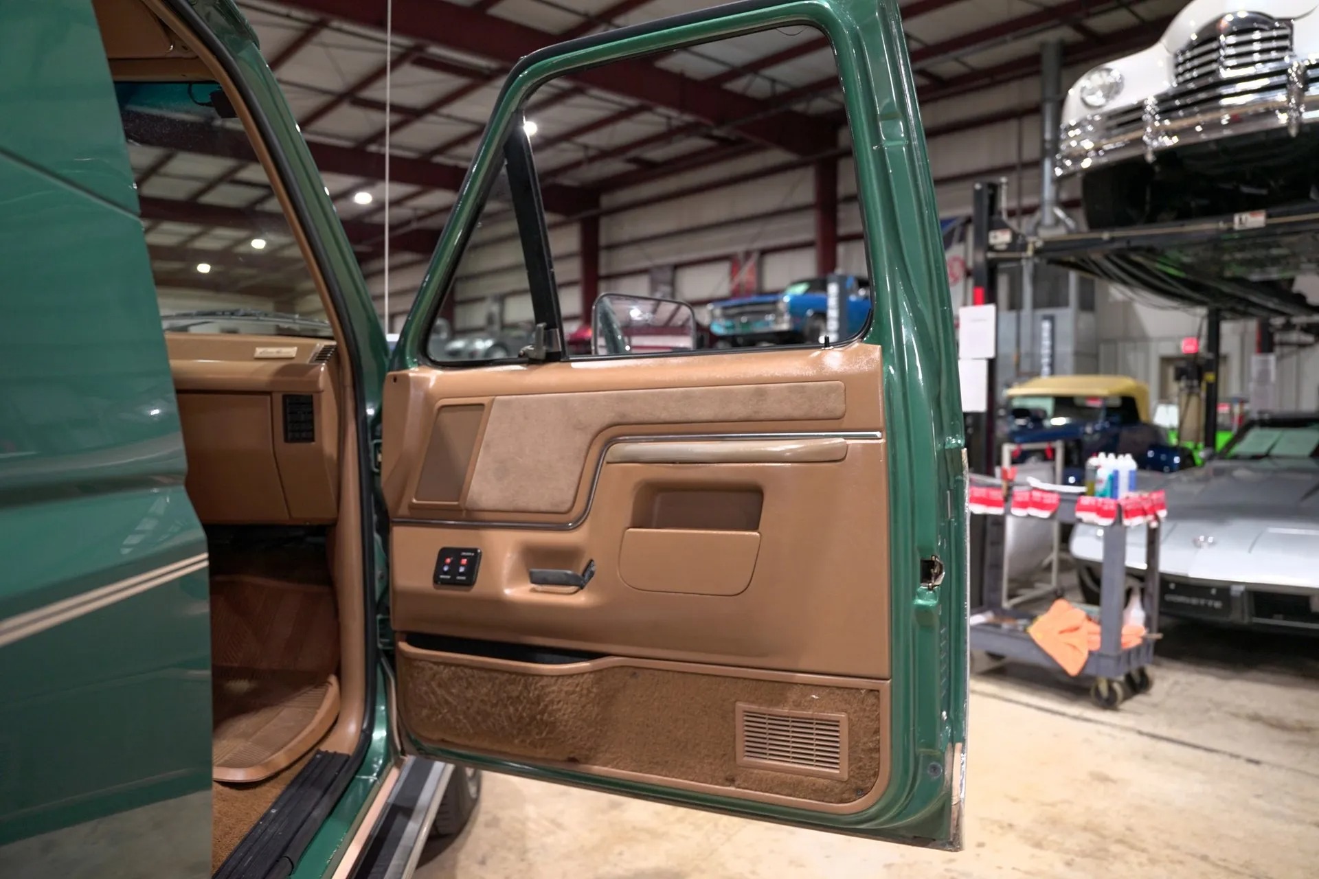 1988 Ford Bronco Eddie Bauer