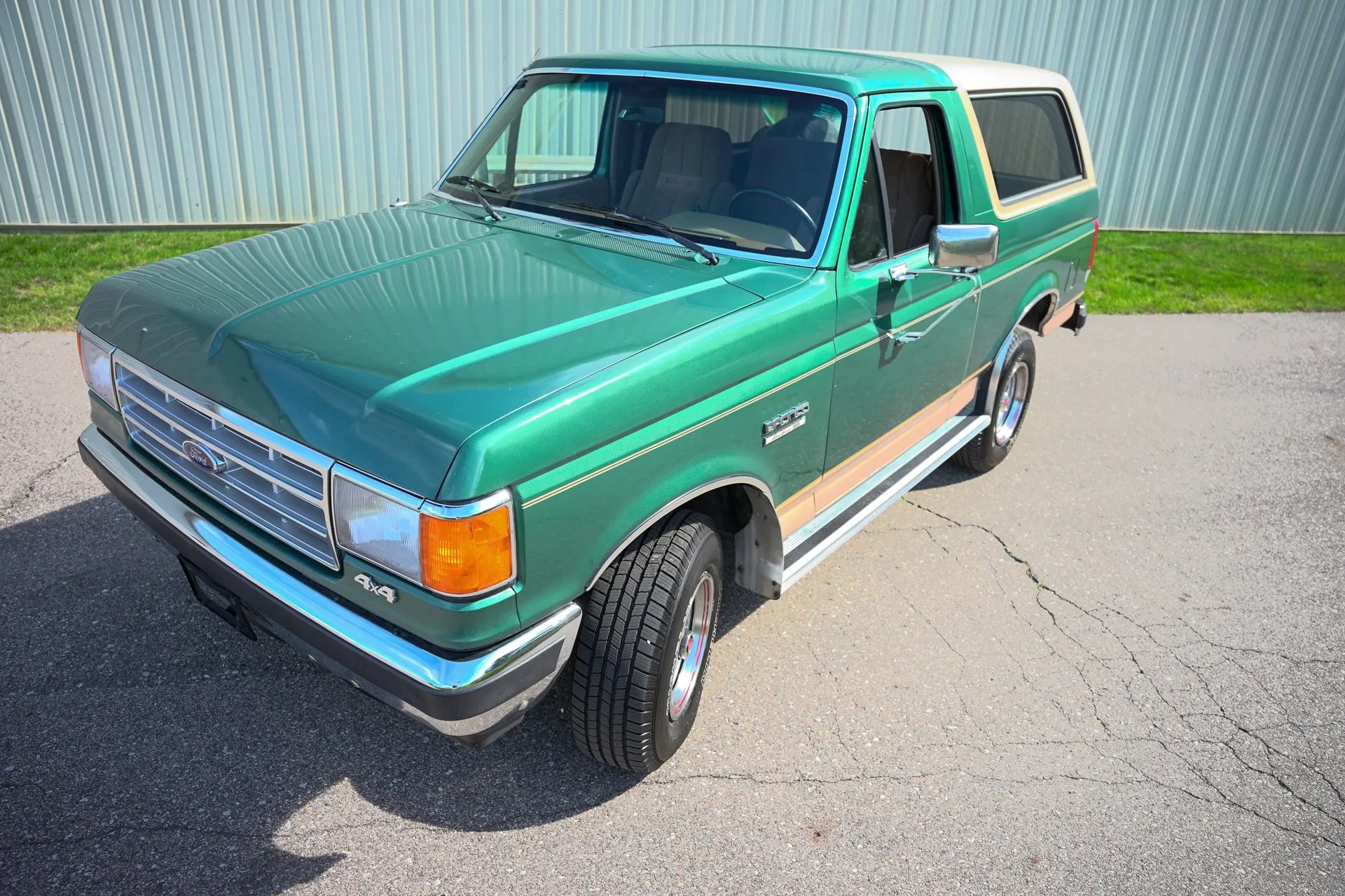 1988 Ford Bronco Eddie Bauer