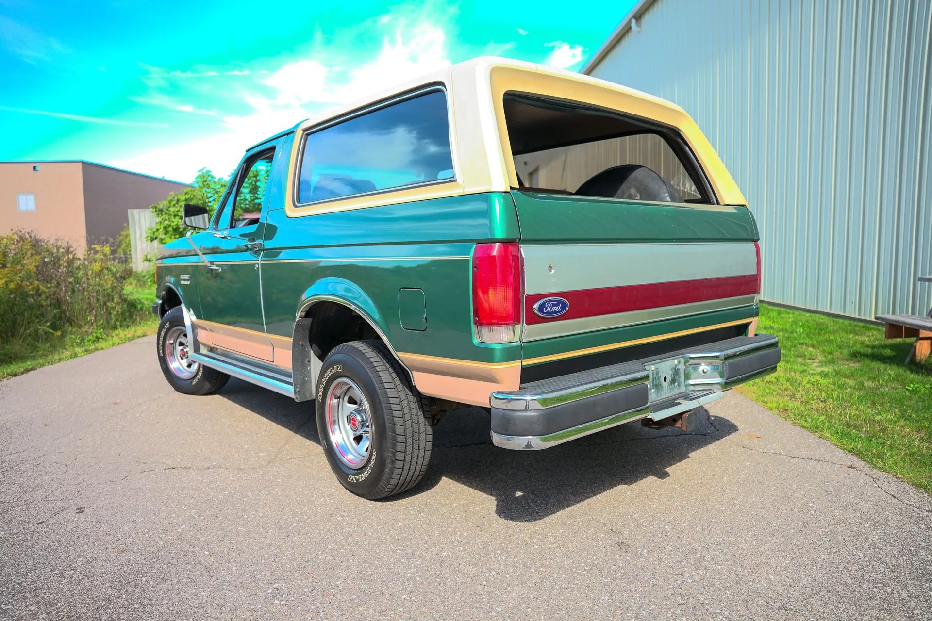 1988 Ford Bronco Eddie Bauer