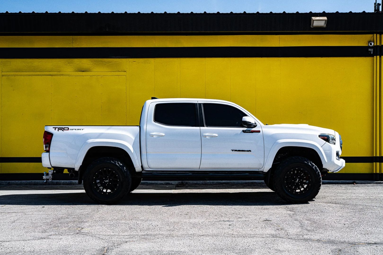 2017 Toyota Tacoma TRD Sport - 5