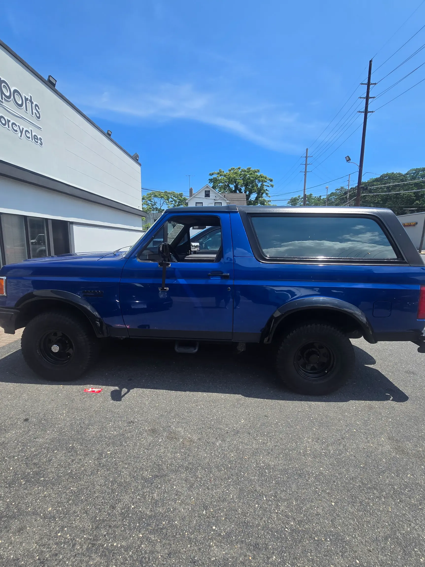 1991 Ford Bronco XLT 4×4 - 3