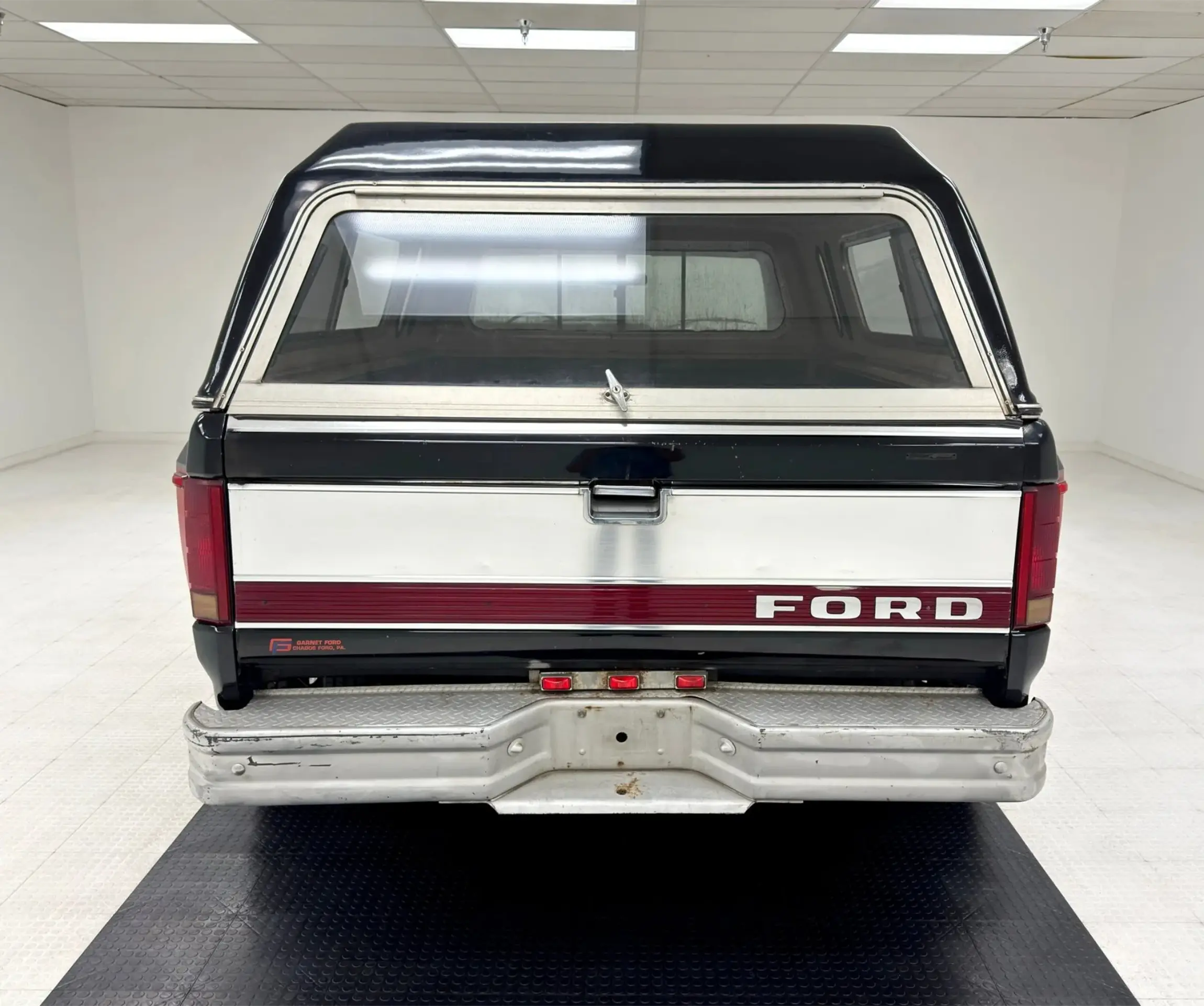1986 Ford F-350 XL Long Bed Dually Pickup - 2
