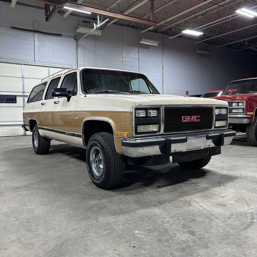 1991 GMC Suburban 1500 SLE - 4