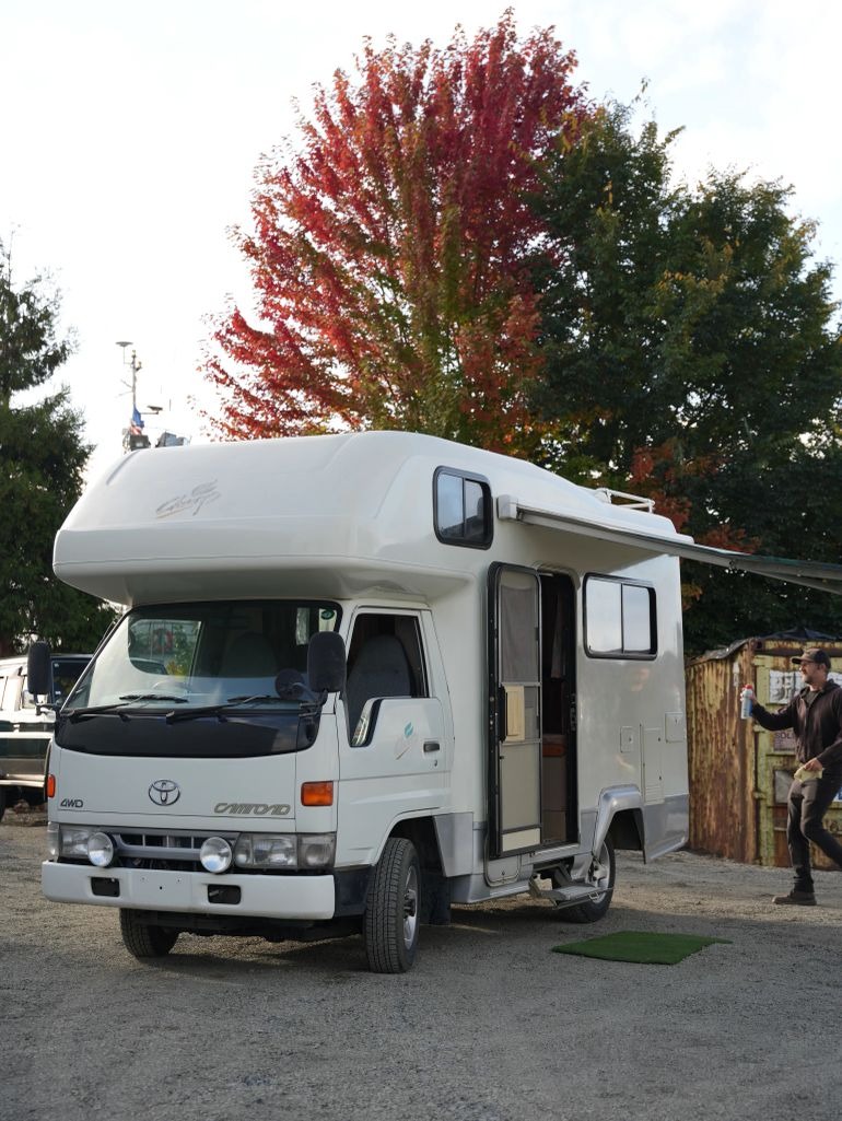 1999 Toyota Camroad