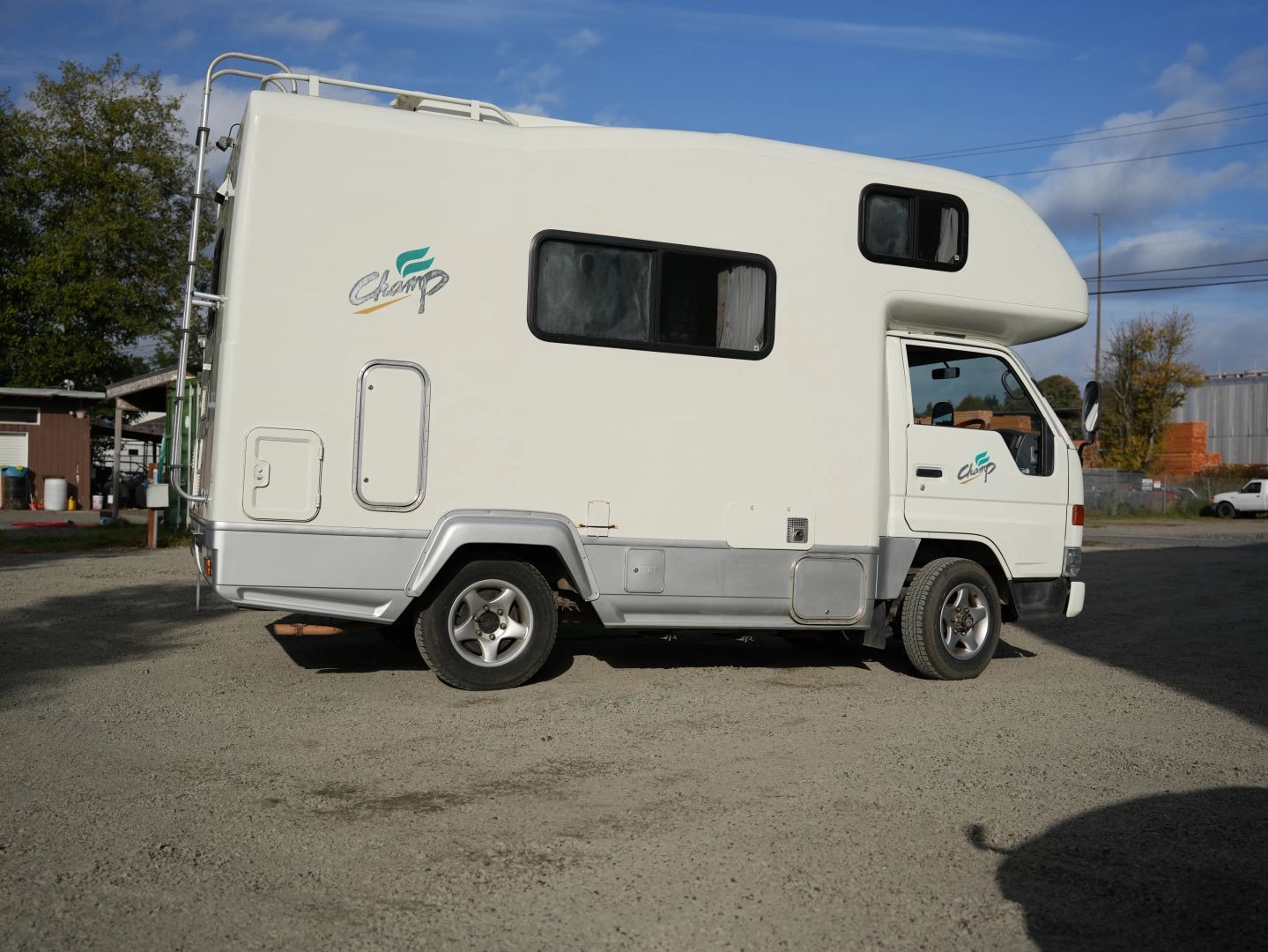 1999 Toyota Camroad