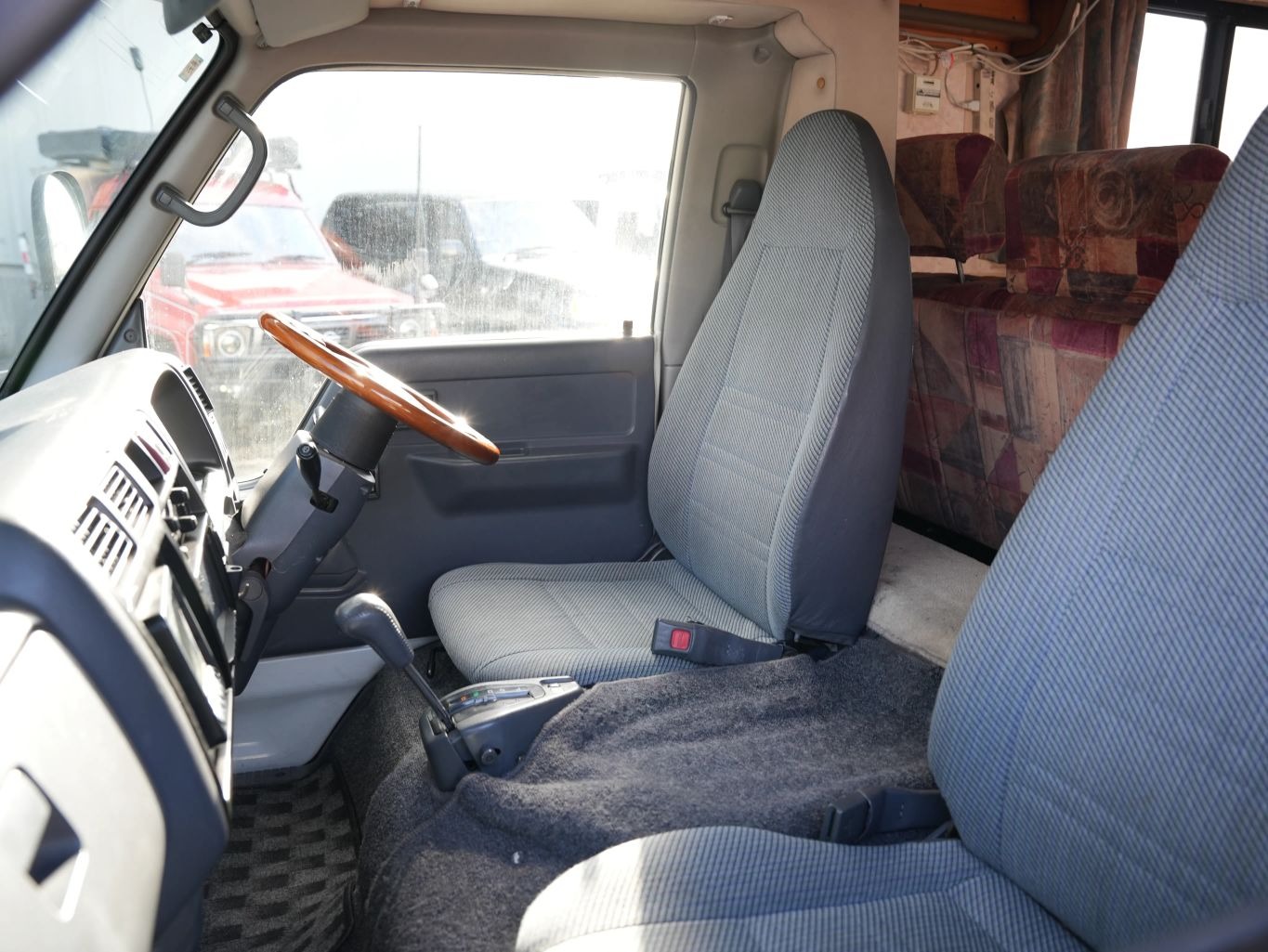 1999 Toyota Camroad