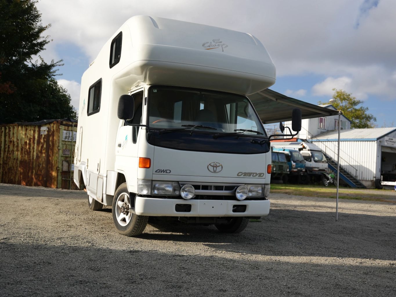 1999 Toyota Camroad
