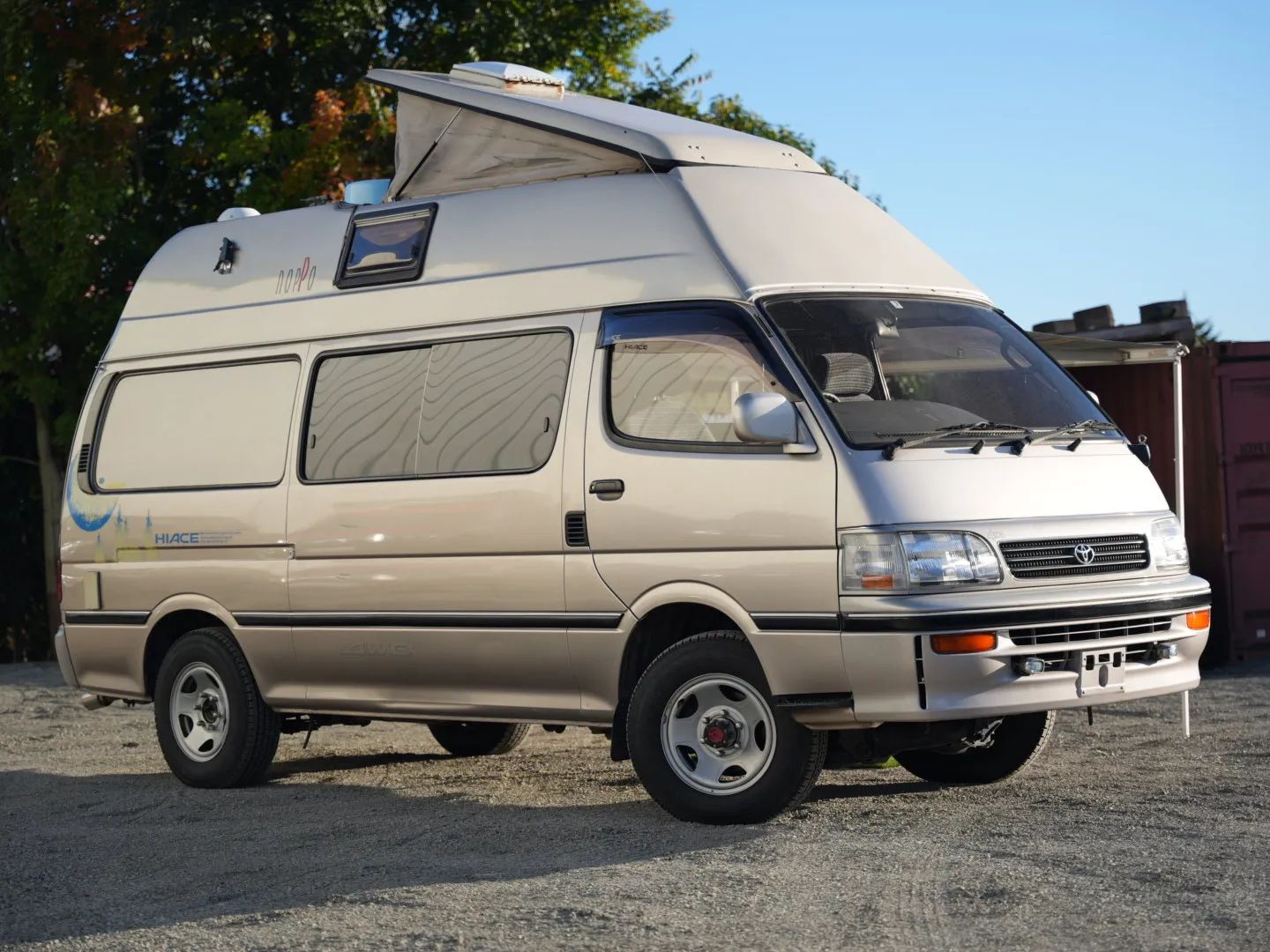 1995 Toyota HiAce - 4