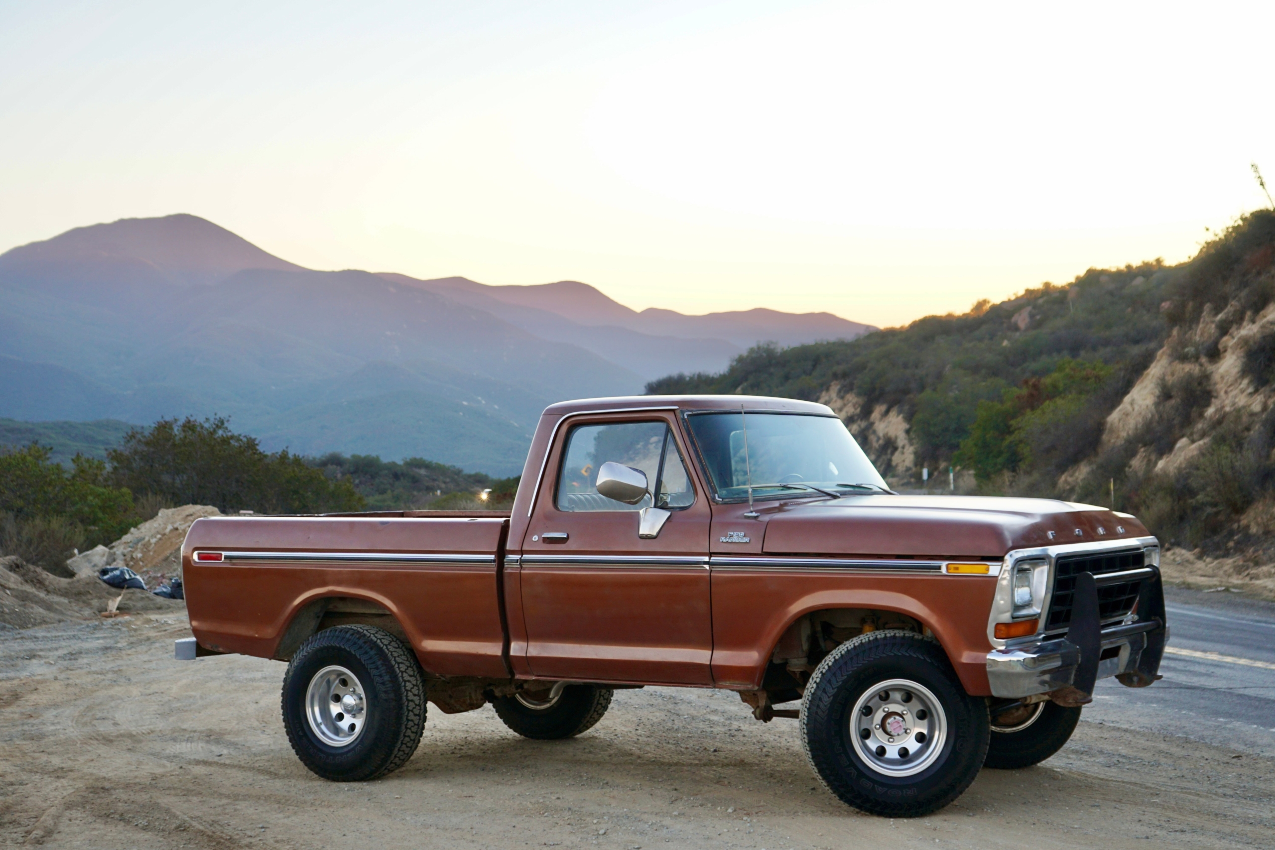Sold: 1978 Ford F-150 Ranger Short Bed