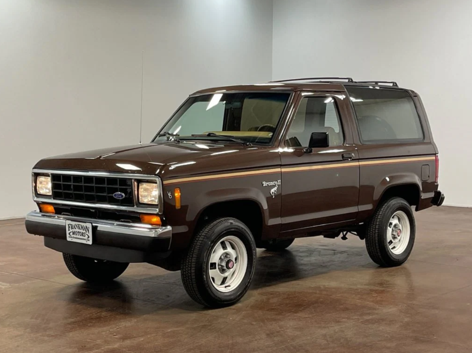 1987 Ford Bronco II XL - 2