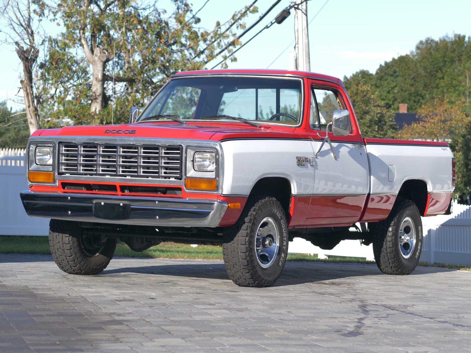 1985 Dodge Power Ram W150 Custom 4x4 - 3