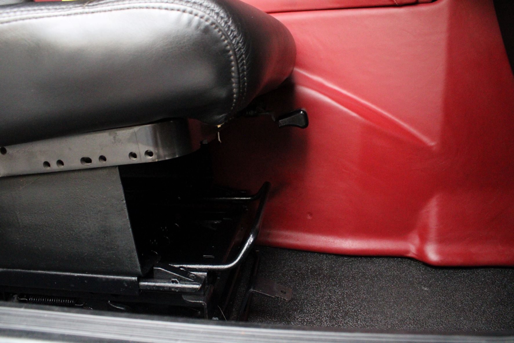 Sold: 1999 Hummer H1