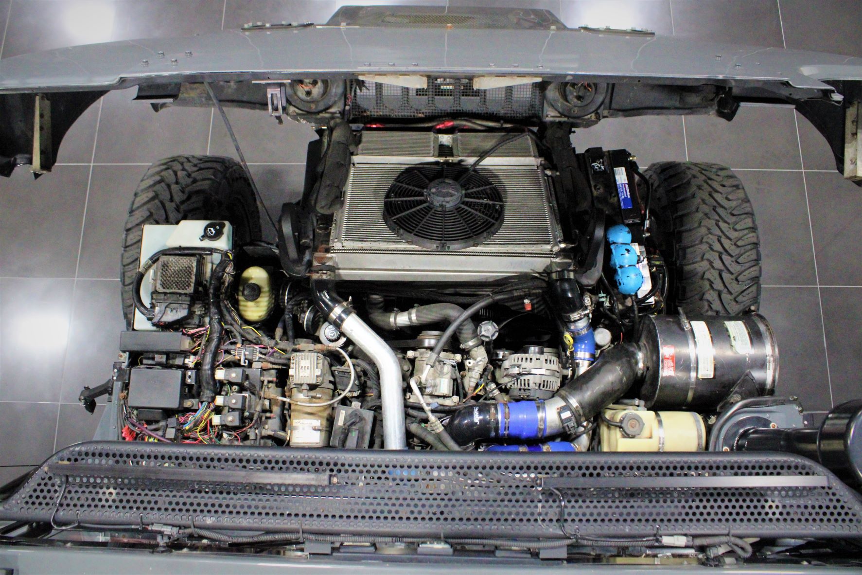 Sold: 1999 Hummer H1 - 3