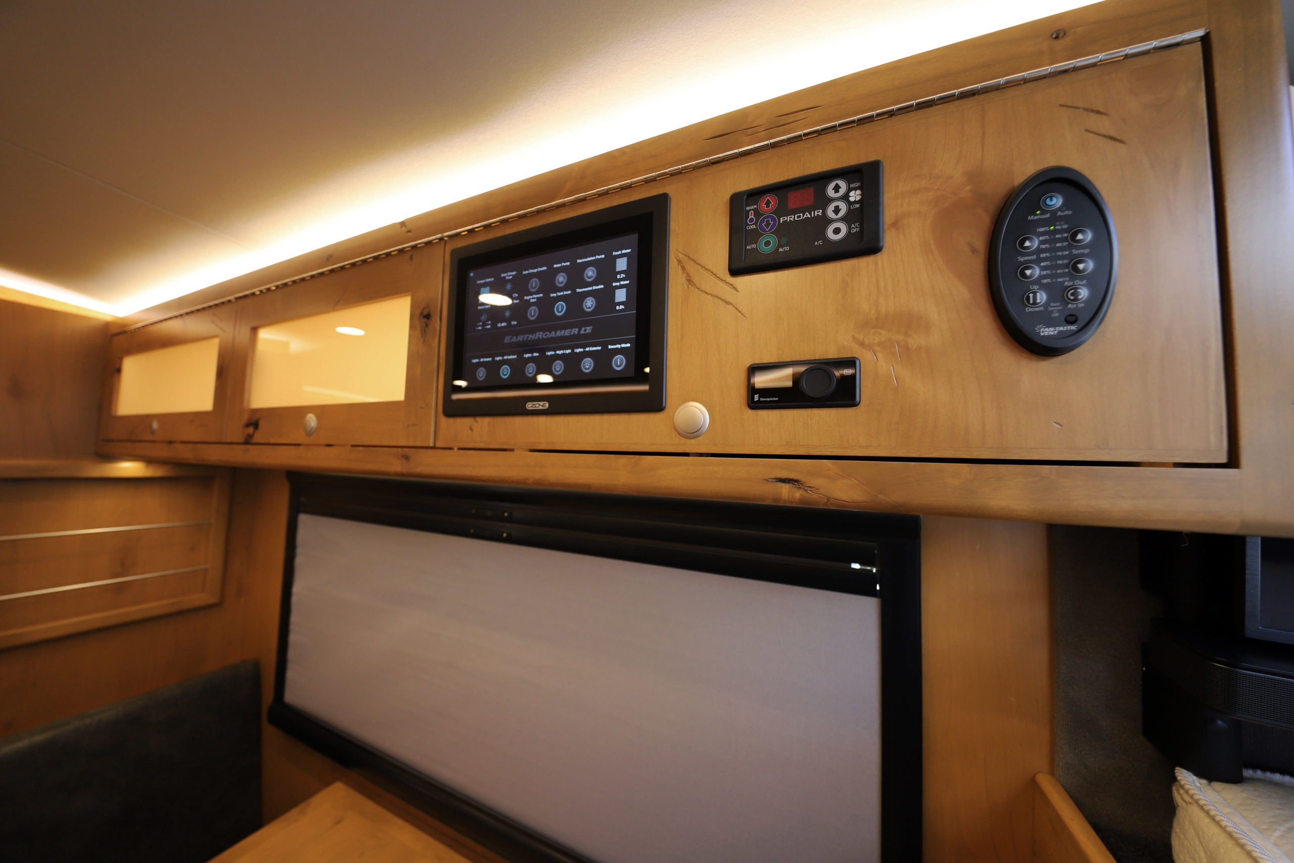 2020 EarthRoamer LTi-005